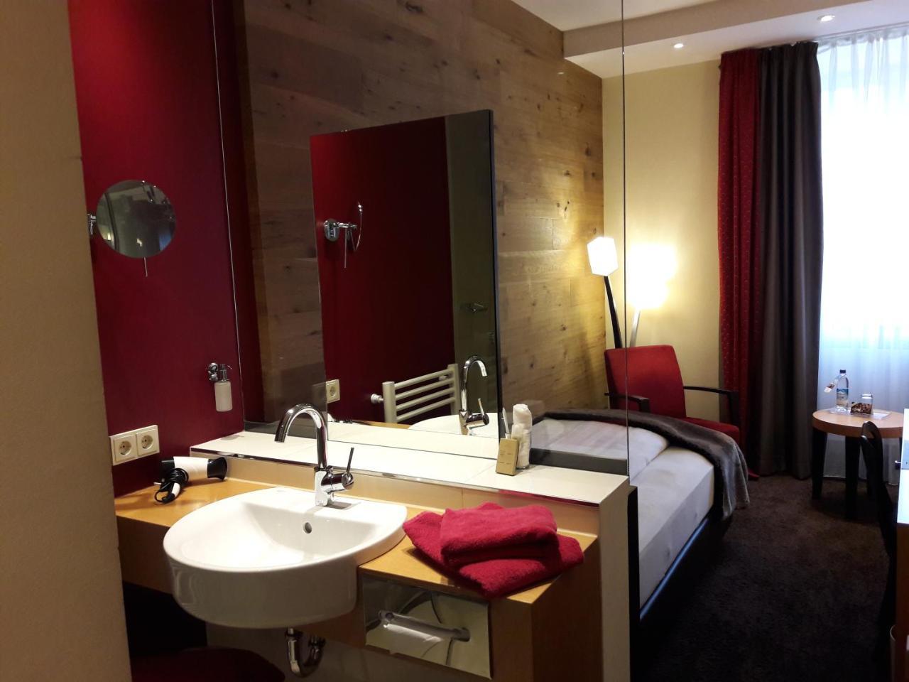Hotel Post Burghausen Zewnętrze zdjęcie